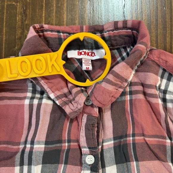 🔥 Bongo Women's Plaid Button-Up Shirt Red Black White‎ Long Sleeve Size M - Picture 5 of 7